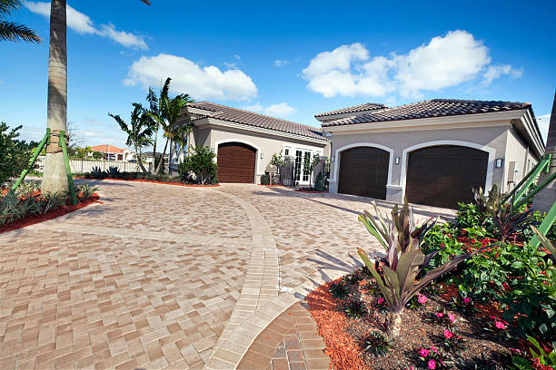 Best Concrete Paver Driveway  in Le Sueur, MN